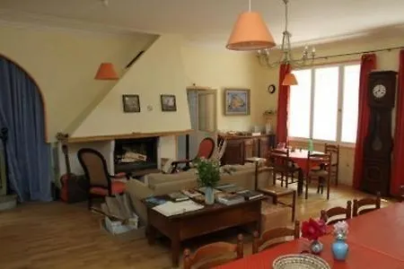 Bed & Breakfast Chambres Et Table D'hotes Ancien Du Larzac
